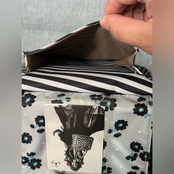 Ju-Ju-Be Be Right Back Black and White Striped Diaper Bag Backpack - Picture 15 of 16